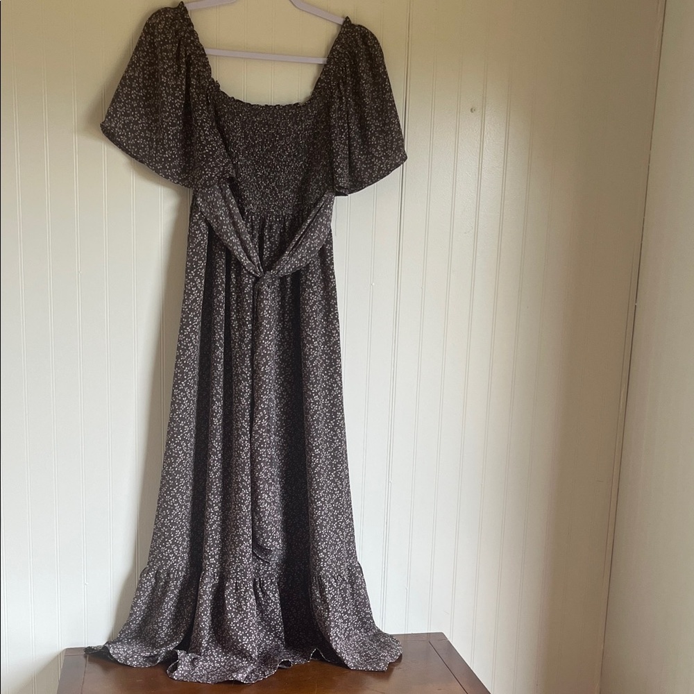 Modest Elegant  Floral Maxi Dress